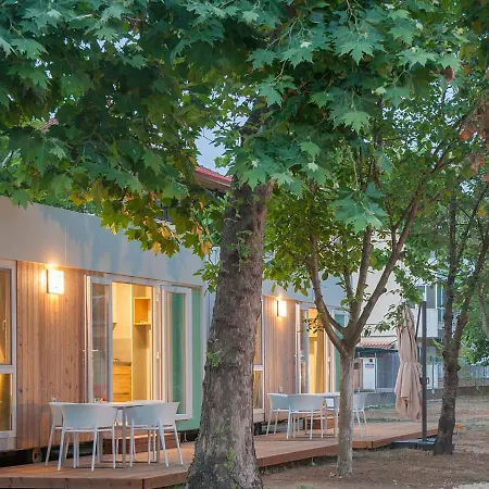 مكان تخييم Aurora And Mobile Homes باراليا بانتالييمونوس