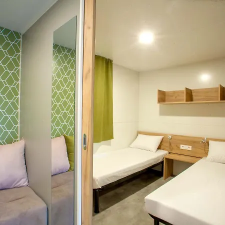 Aurora Mobile Homes Camping