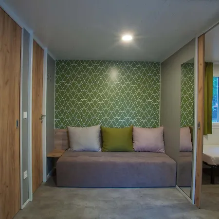 Aurora Mobile Homes Camping